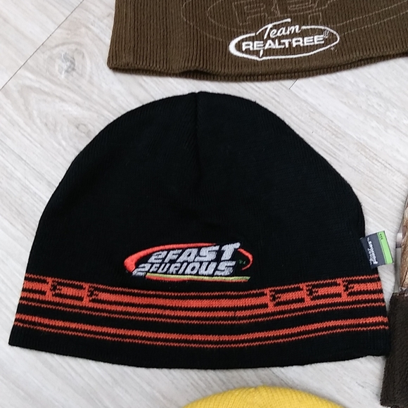 7 caps - Picture 4 of 9